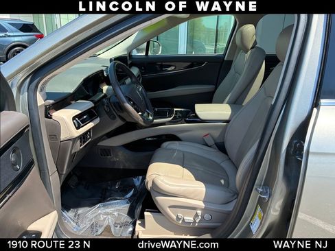 Certified 2023 Lincoln Nautilus Reserve w/ Equipment Group 201A AWD/4WD image 12