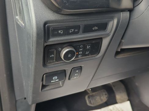 Used 2023 Ford F150 Lariat w/ Equipment Group 502A High image 11