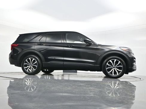Used 2022 Ford Explorer ST-Line w/ Class IV Trailer Tow Package AWD/4WD image 51