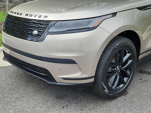 New 2026 Land Rover Range Rover Velar S AWD/4WD image 11