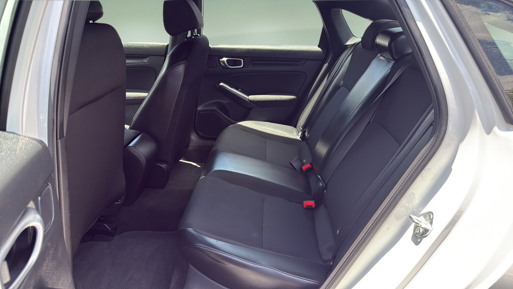 Used 2023 Honda Civic Sport image 14