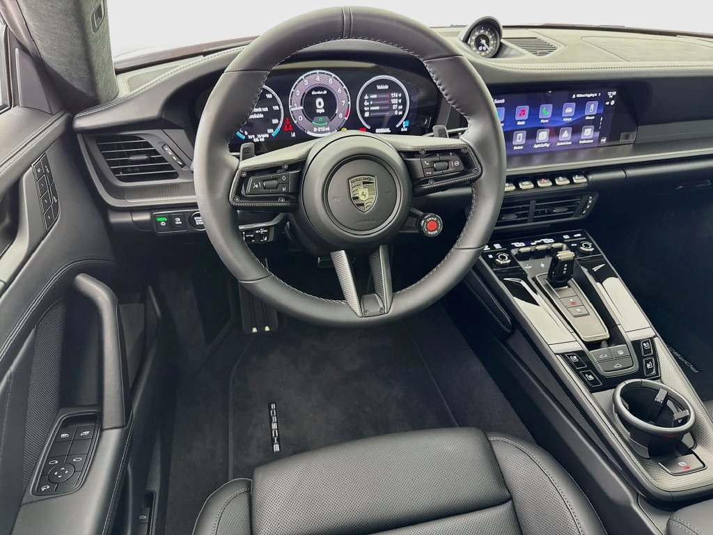 Used 2026 Porsche 911 Turbo S AWD/4WD image 25