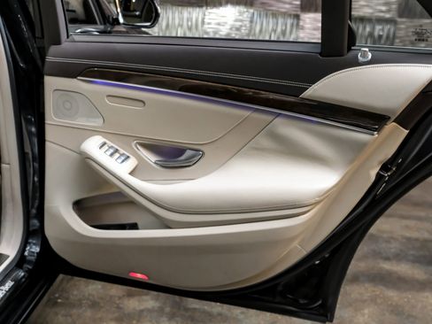 Used 2015 Mercedes-Benz S 550 Sedan image 49