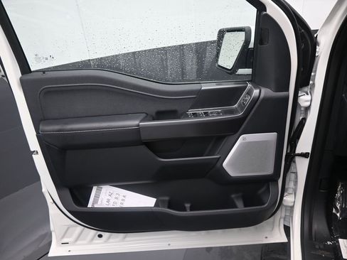 New 2025 Ford F150 Lariat w/ Equipment Group 502A High image 13