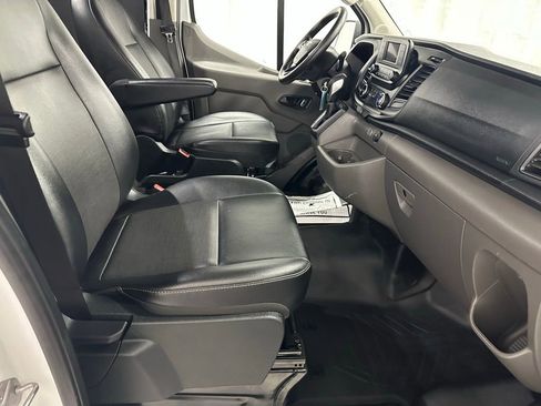 Used 2024 Ford Transit 250 148 Medium Roof Extended AWD w/ Load Area Protection Package image 44