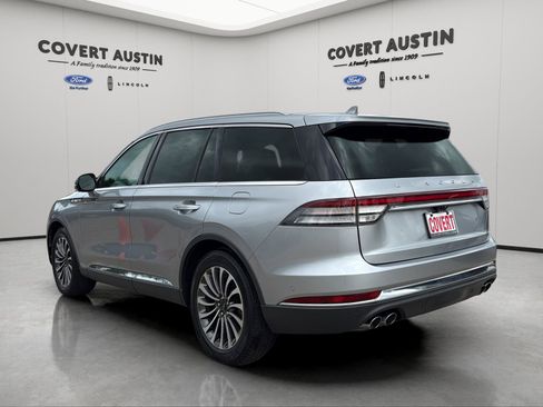 Used 2020 Lincoln Aviator Reserve w/ Equipment Group 201A RWD image 3