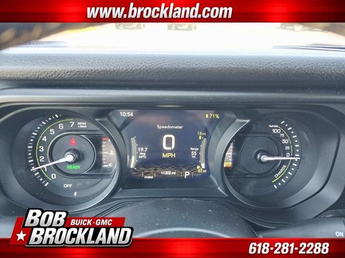 Used 2024 Jeep Wrangler Unlimited AWD/4WD image 24