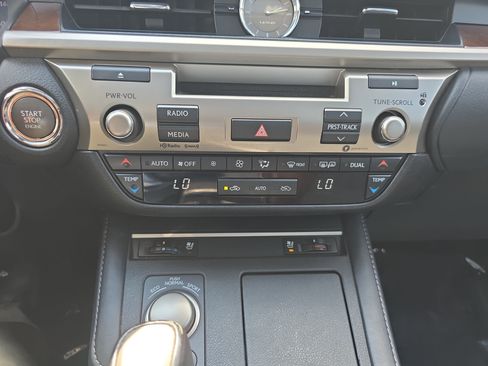 Used 2017 Lexus ES 350 w/ Premium Package FWD image 21