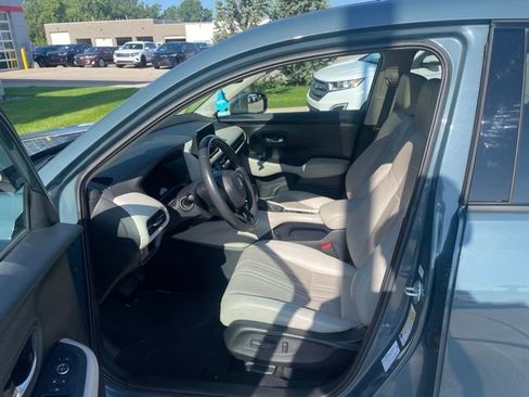 Used 2024 Honda HR-V EX-L image 10