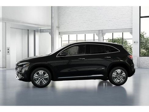 Certified 2026 Mercedes-Benz GLA 250 4MATIC image 35