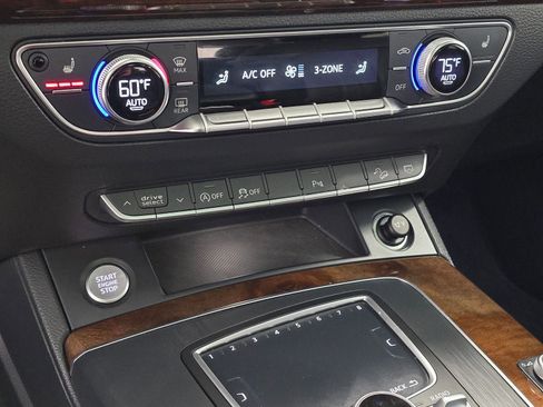 Used 2018 Audi Q5 2.0T Premium Plus w/ Premium Plus Package image 16