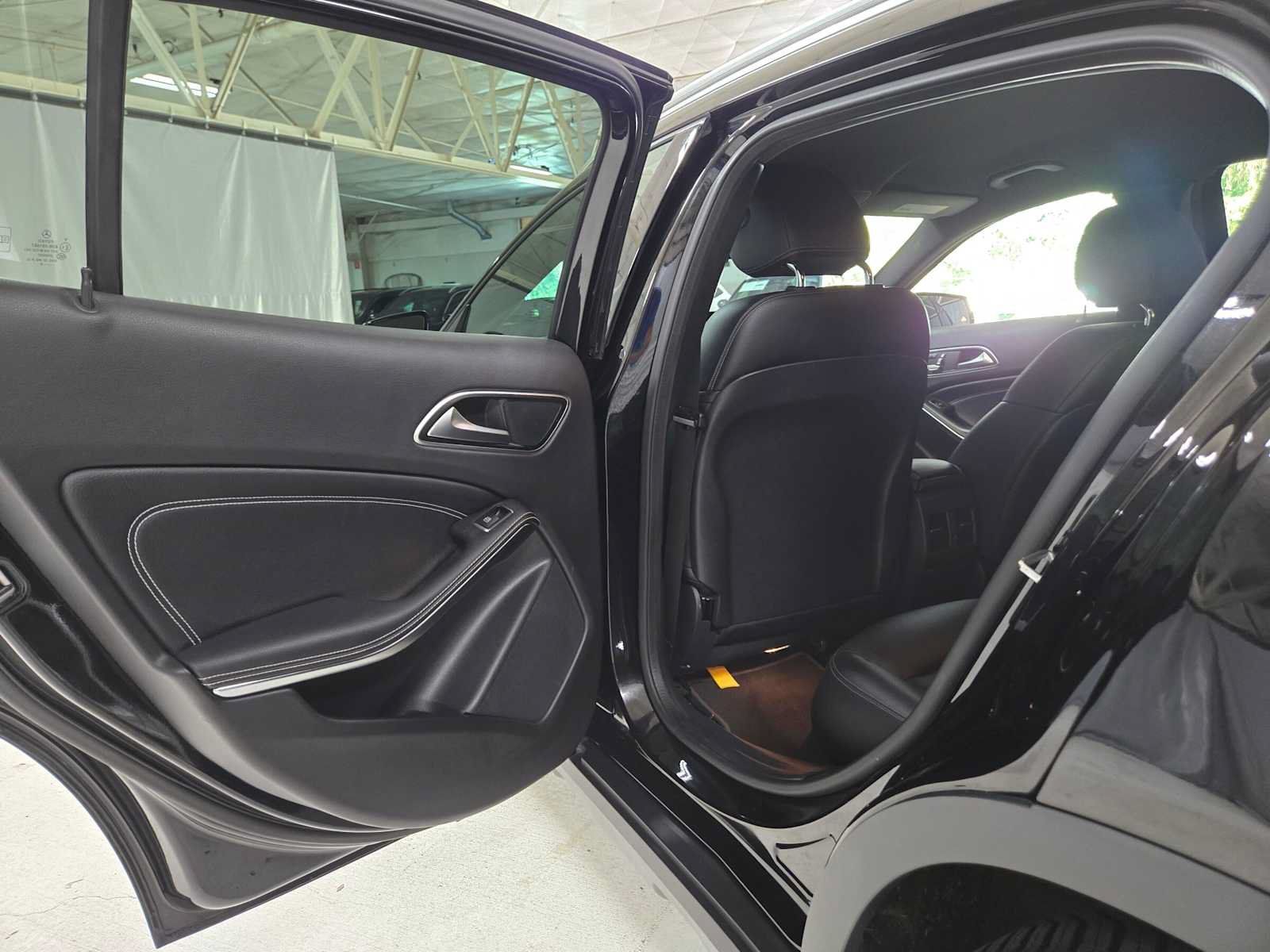 Certified 2020 Mercedes-Benz GLA 250 4MATIC image 15