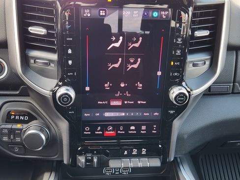 New 2026 RAM 1500 Big Horn AWD/4WD image 16