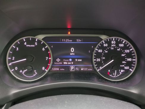 Used 2025 Nissan Sentra SR FWD image 25