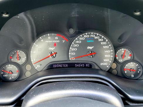 Used 2003 Chevrolet Corvette Convertible w/ Preferred Equipment Group1 image 31