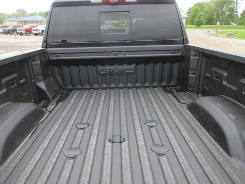 New 2026 GMC Sierra 2500 AT4 w/ AT4 Premium Plus Package AWD/4WD image 7