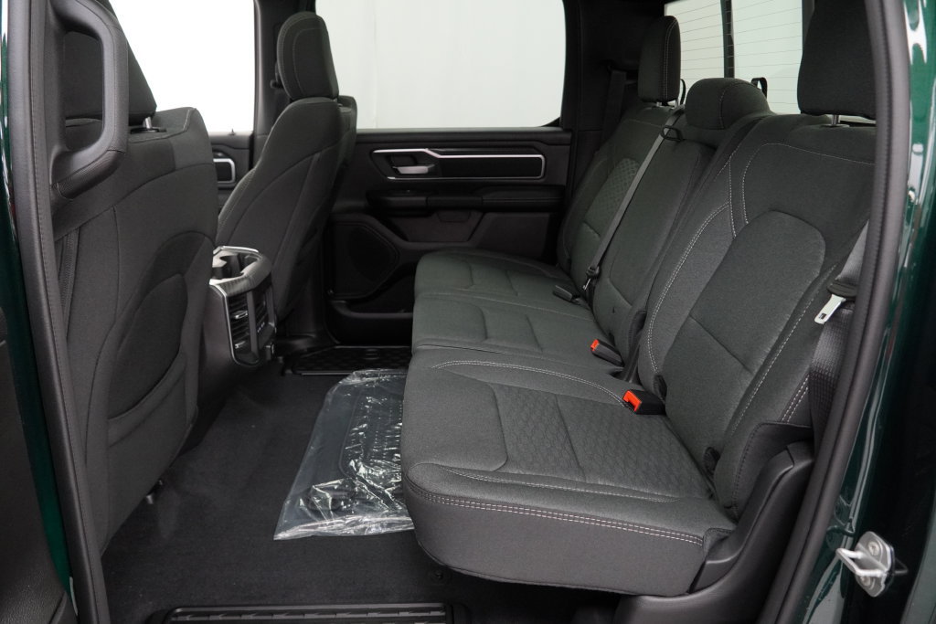New 2026 RAM 1500 Big Horn AWD/4WD image 17