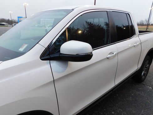 New 2025 Honda Ridgeline RTL image 15