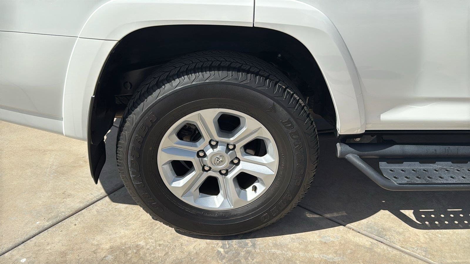 Used 2023 Toyota 4Runner SR5 Premium w/ Moonroof Package RWD image 11