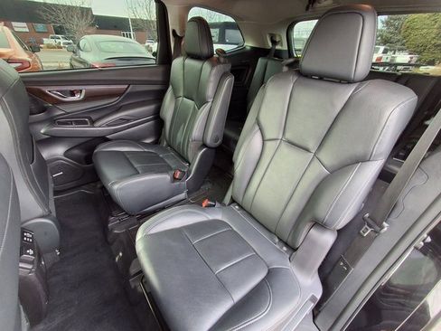 Used 2023 Subaru Ascent Touring image 18