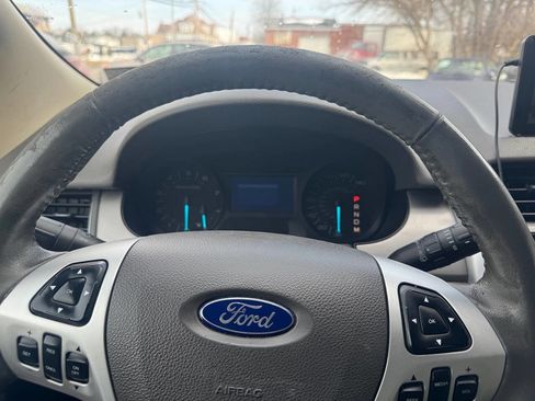 Used 2011 Ford Edge SEL image 26