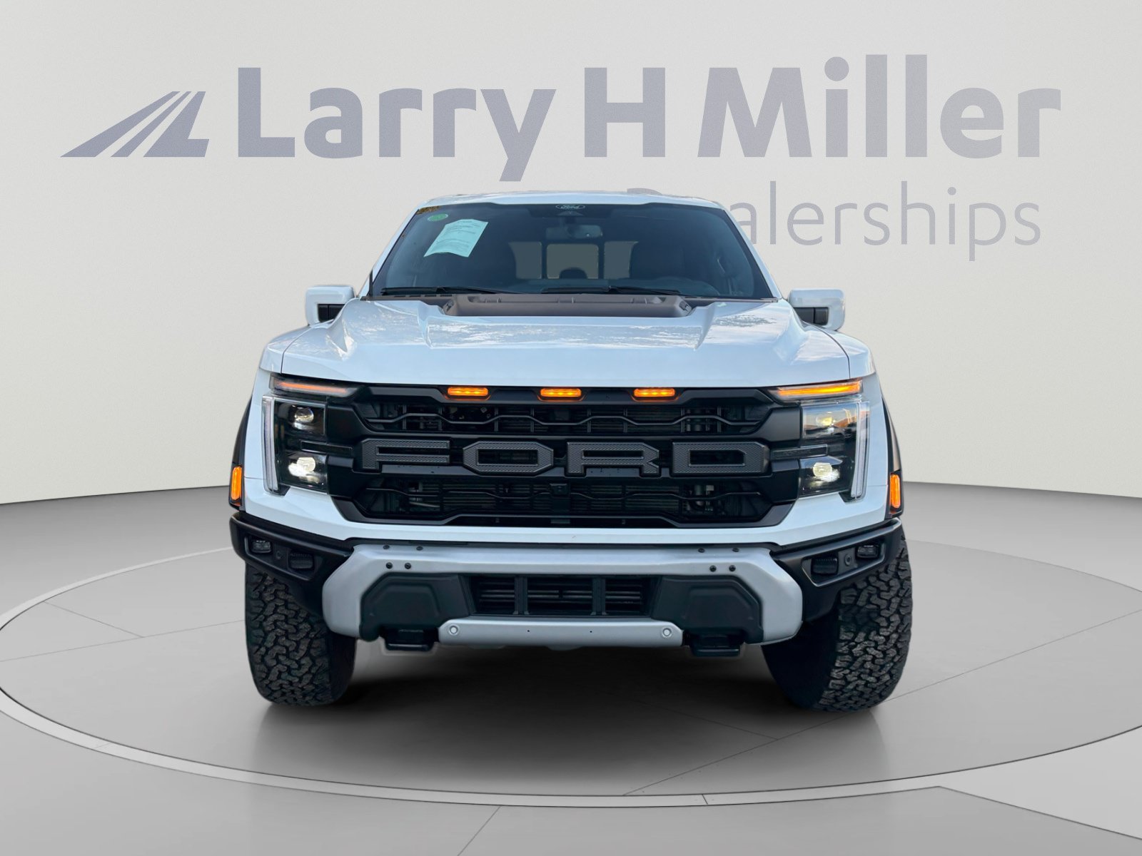 Used 2025 Ford F150 Raptor AWD/4WD image 8