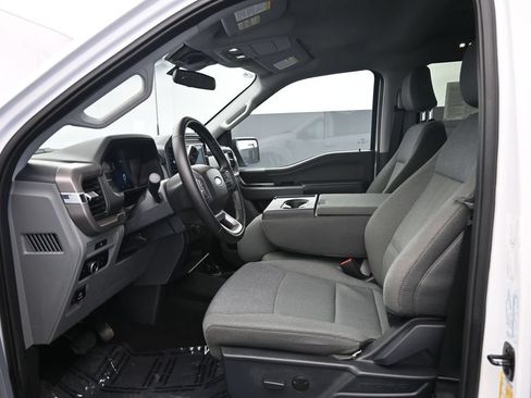 Used 2025 Ford F150 XLT w/ Equipment Group 301A Standard AWD/4WD image 16