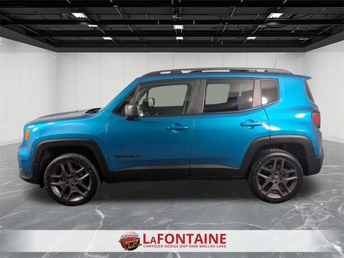 Used 2021 Jeep Renegade Latitude w/ Sun & Sound Group image 2