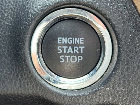 Used 2021 Toyota RAV4 XLE Premium FWD image 27