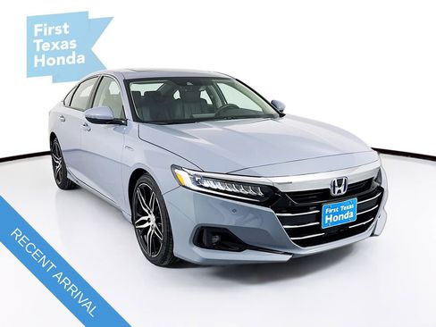 Certified 2021 Honda Accord Touring image 1