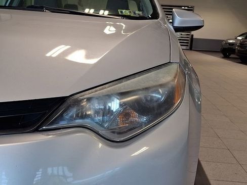 Used 2015 Toyota Corolla L FWD image 12