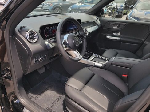 Used 2024 Mercedes-Benz GLB 250 image 22