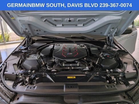 Used 2025 BMW M5 w/ Carbon Package AWD/4WD image 14