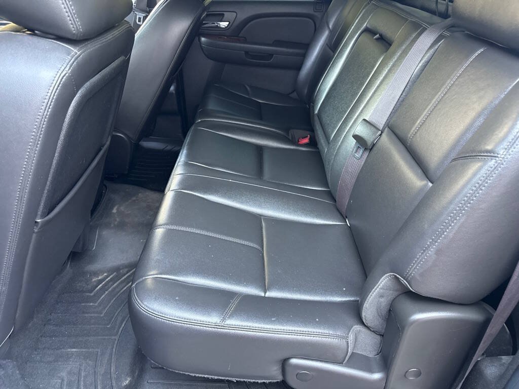 Used 2013 GMC Sierra 2500 SLT w/ SLT Convenience Package AWD/4WD image 16