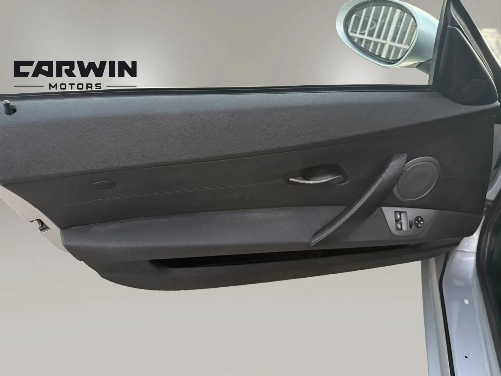 Used 2003 BMW Z4 2.5i RWD image 11
