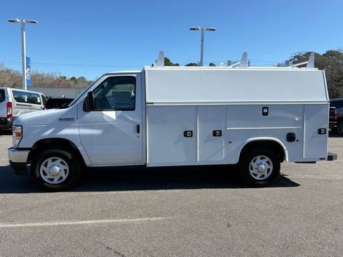 New 2025 Ford E-350 and Econoline 350 Super Duty w/ Power Equipment Group image 2