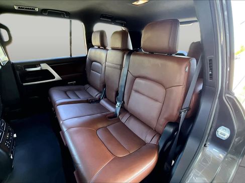 Used 2016 Toyota Land Cruiser AWD/4WD image 20