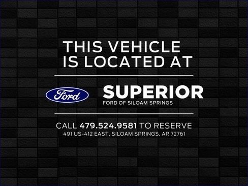 Used 2019 Volvo XC60 T5 Momentum w/ Multimedia Package image 4