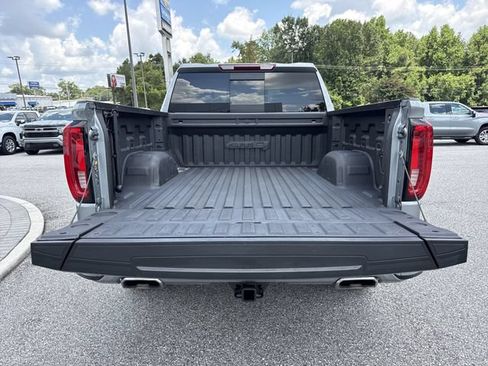 Used 2023 GMC Sierra 1500 AT4 w/ AT4 Premium Package AWD/4WD image 32