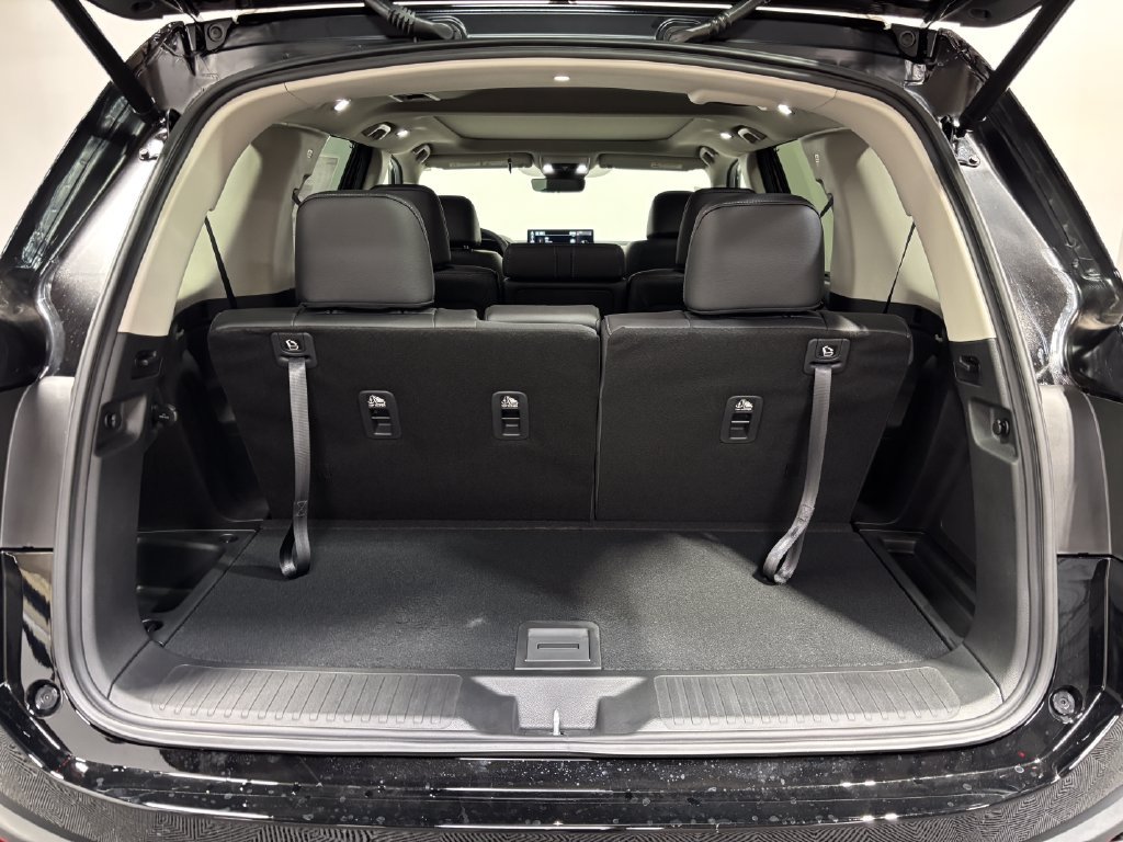 New 2026 Honda Pilot Touring image 15