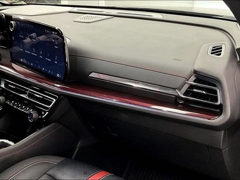 Used 2025 Chevrolet Traverse RS w/ LPO, Floor Liner Package AWD/4WD image 19