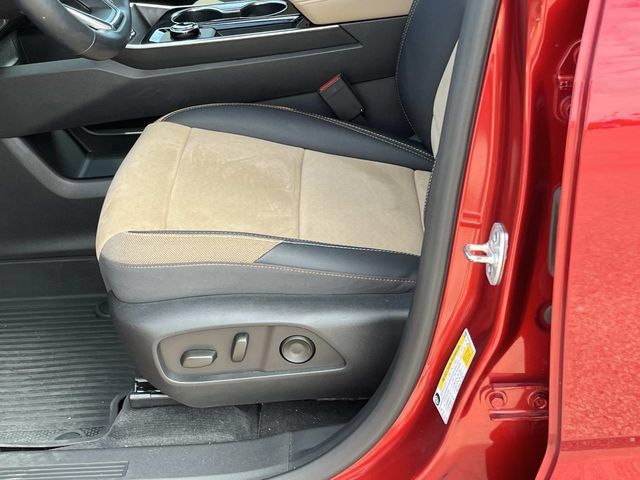 Certified 2025 Chevrolet Equinox ACTIV w/ Convenience Package III AWD/4WD image 26