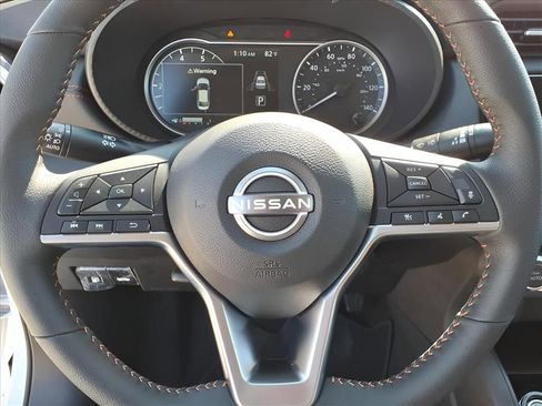 New 2025 Nissan Versa SR w/ Trunk Package image 20