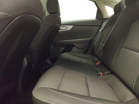 Used 2024 Kia Forte LXS FWD image 18