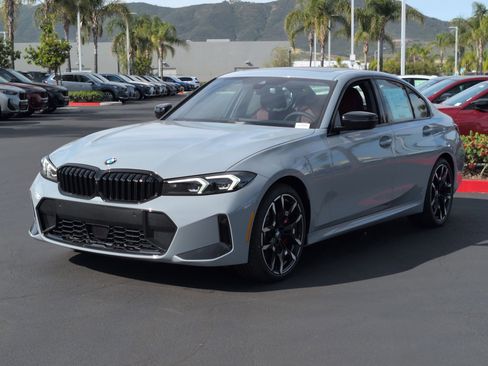 New 2026 BMW 330i Sedan w/ M Sport Package image 5