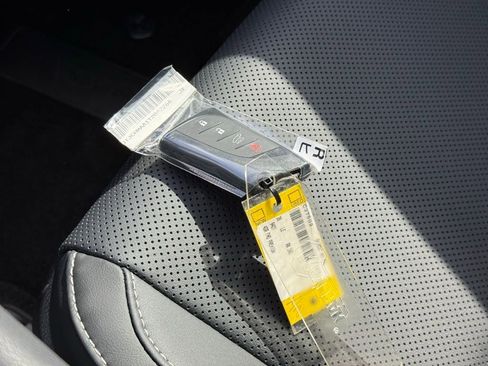 New 2026 Lexus RX 350 FWD image 33