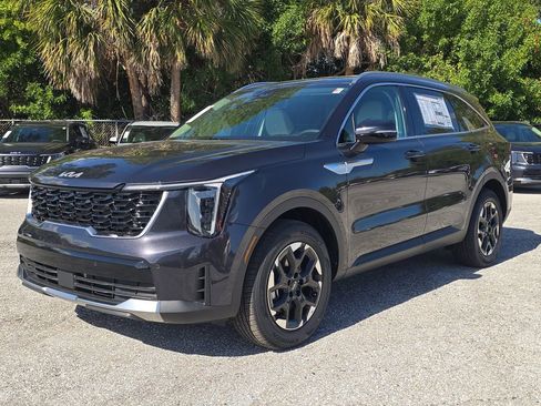 New 2026 Kia Sorento S FWD image 4