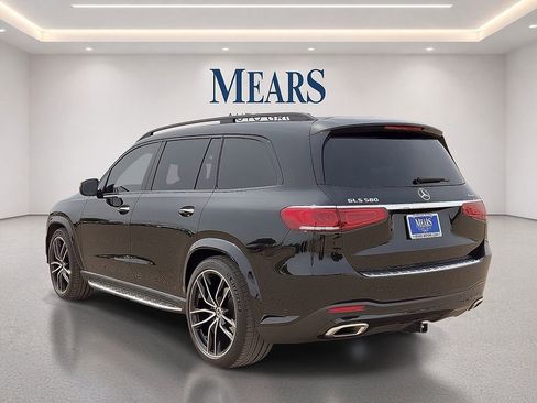 Used 2021 Mercedes-Benz GLS 580 4MATIC image 3