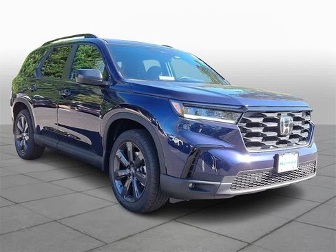 New 2025 Honda Pilot Sport image 3