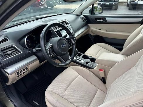 Used 2018 Subaru Outback 2.5i Premium AWD/4WD image 13